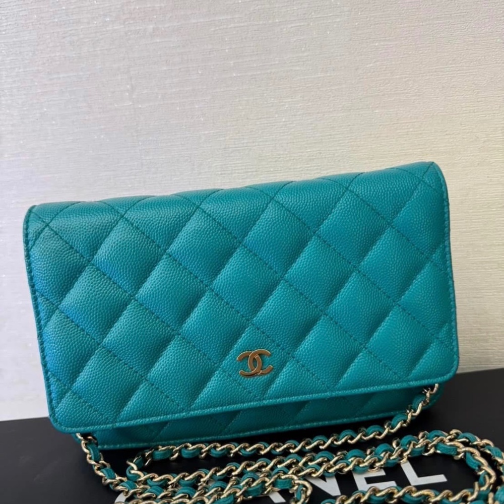Chanel woc